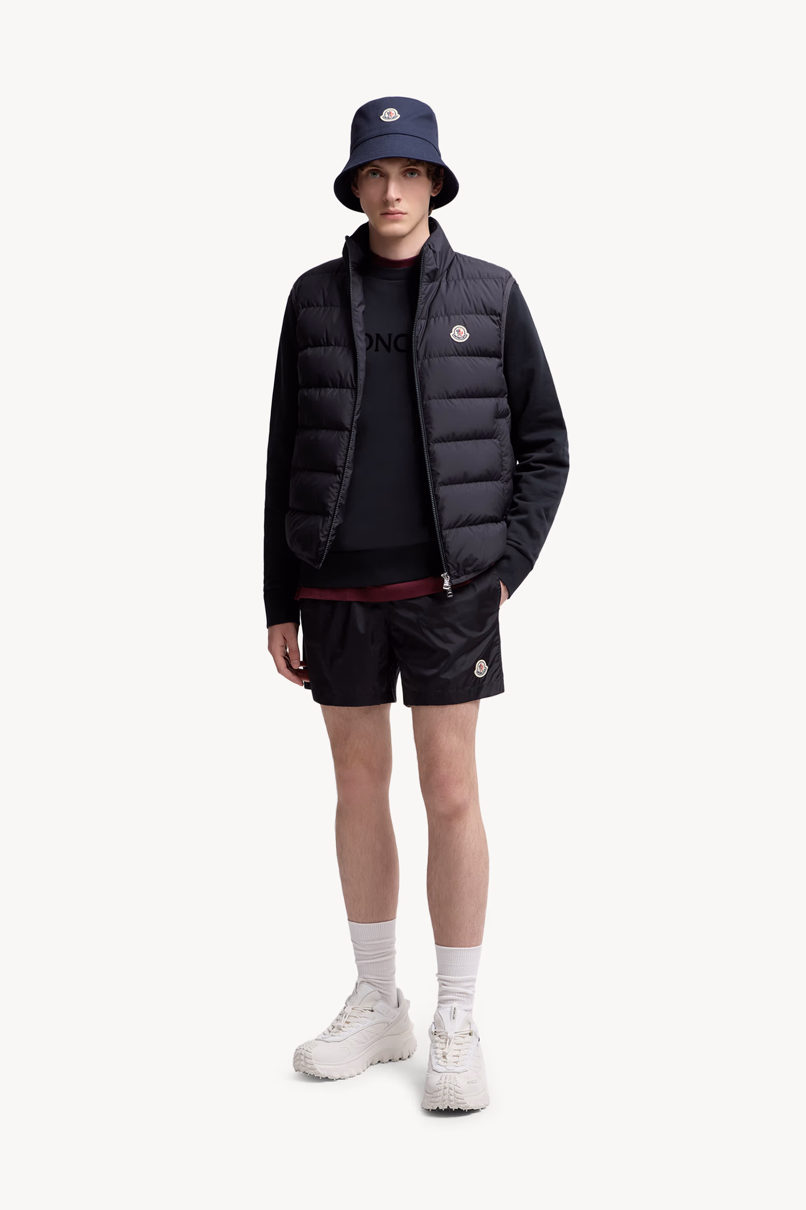 Contrin Down Vest Men Navy Blue Moncler 0